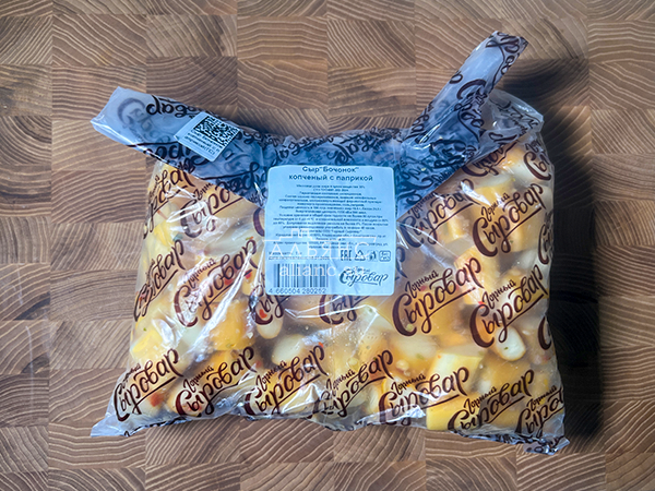 Сыр 1 кг ГОРНЫЙ СЫРОВАР (Бочонок копчёный с паприкой) в Северске